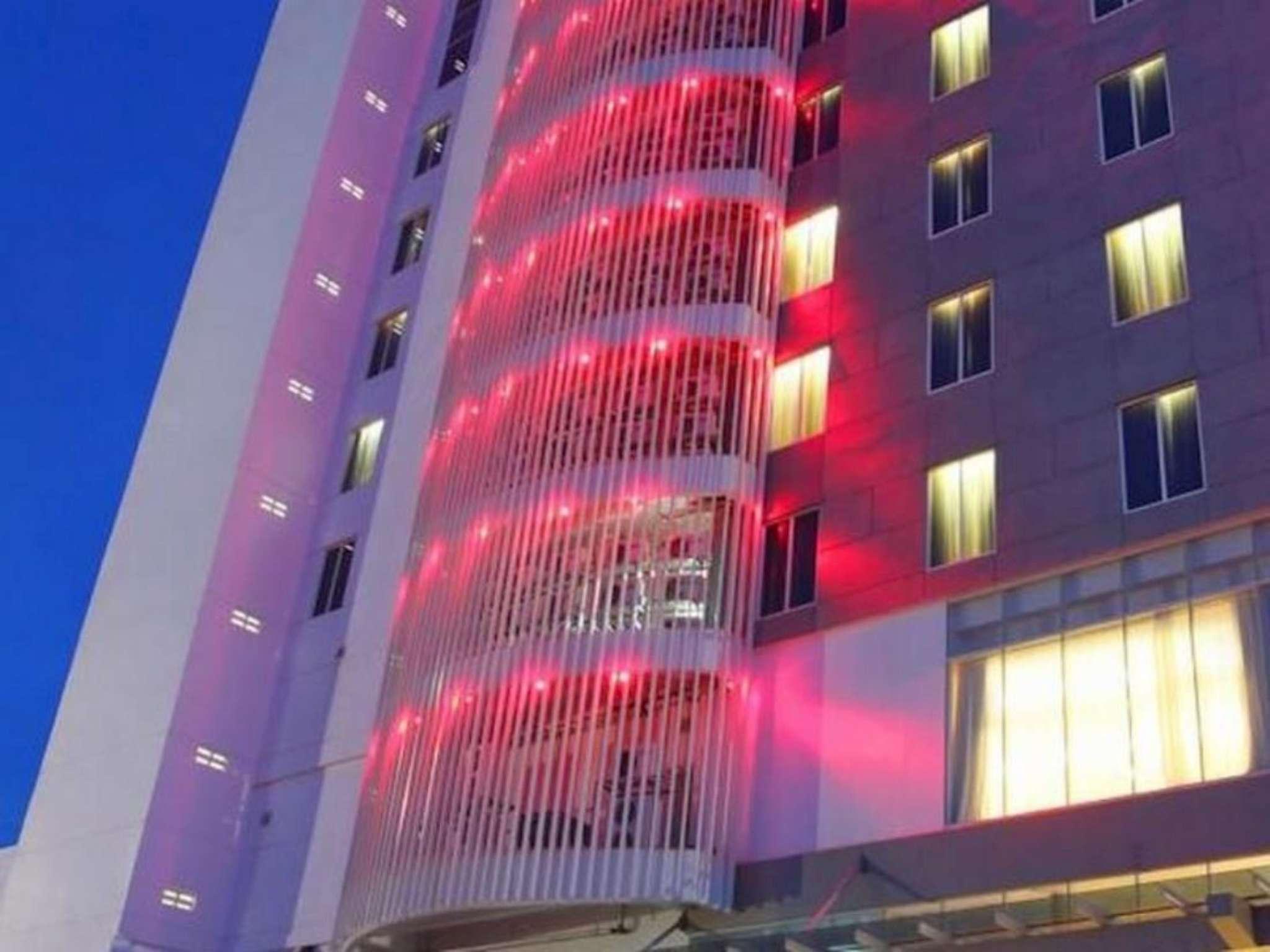 Swiss-Belinn Ska Pekanbaru Exterior foto