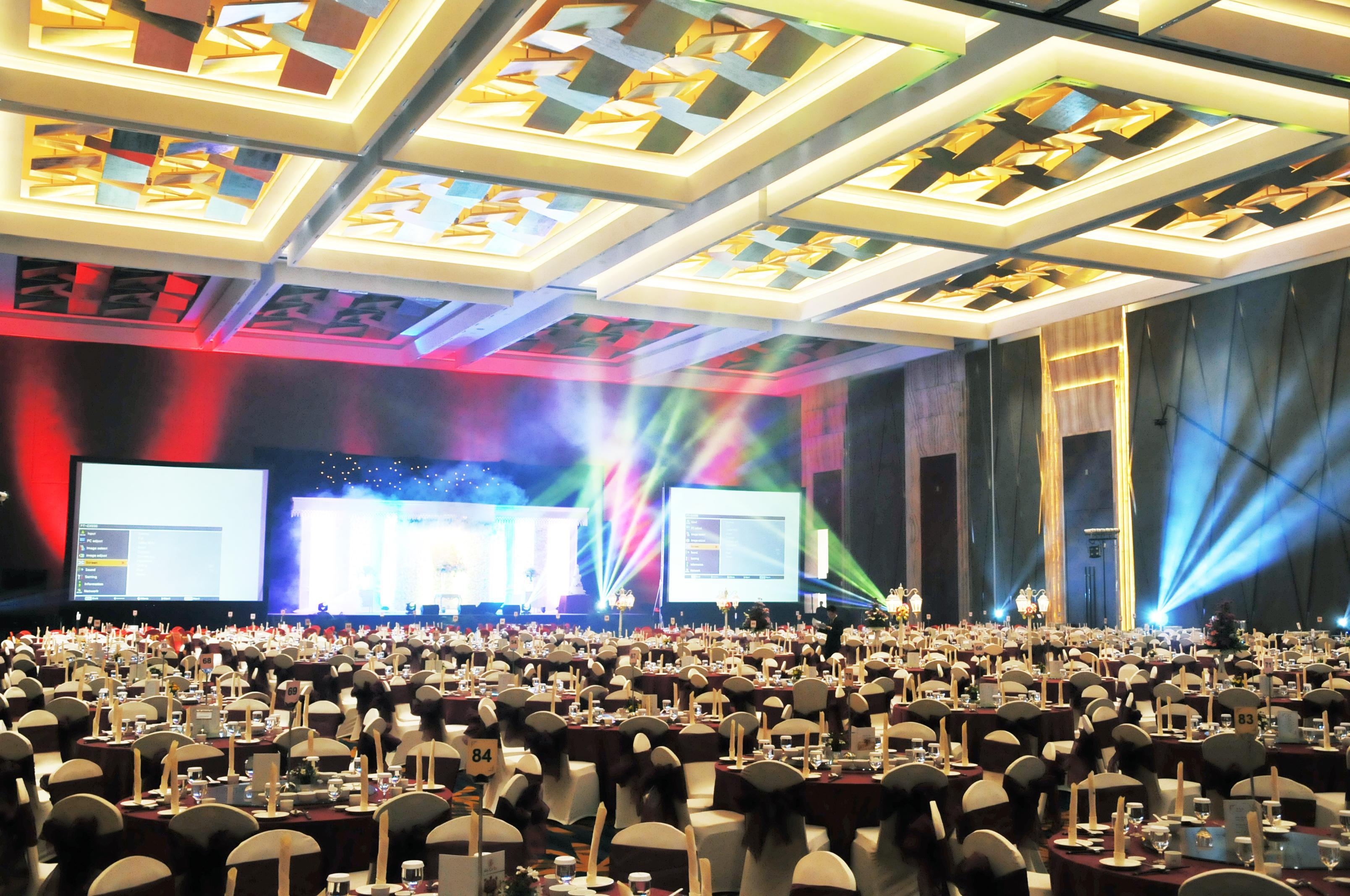 Swiss-Belinn Ska Pekanbaru Exterior foto