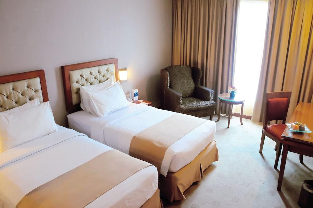 Swiss-Belinn Ska Pekanbaru Exterior foto